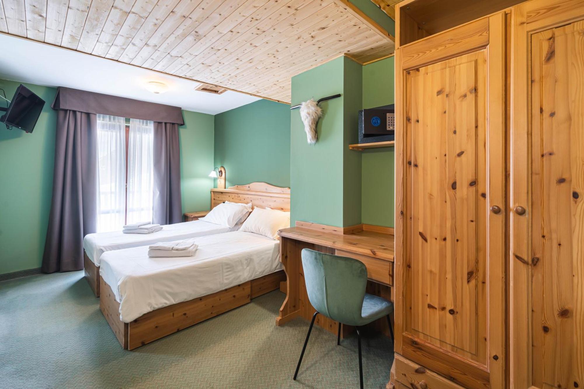 Chalet Des Alpes グレッサーン エクステリア 写真
