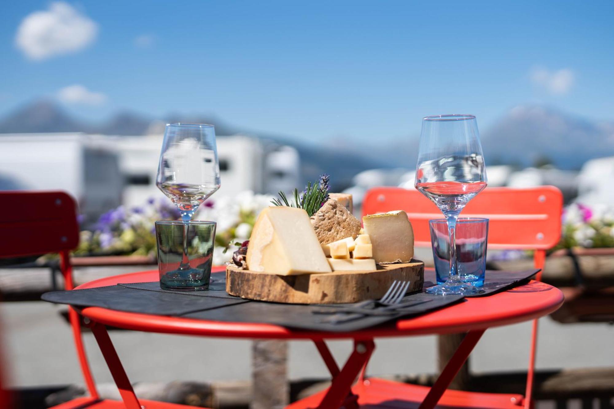 Chalet Des Alpes グレッサーン エクステリア 写真